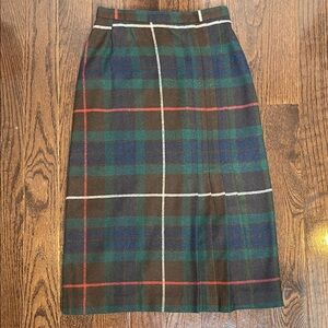 Jones New York 100% Wool Plaid Skirt Size 8